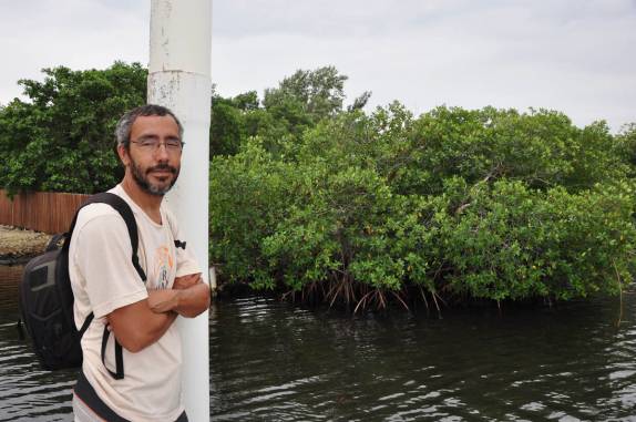 Passeando em Utila, ilha no litoral norte de Honduras